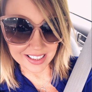 Meet your Posher, Jodi